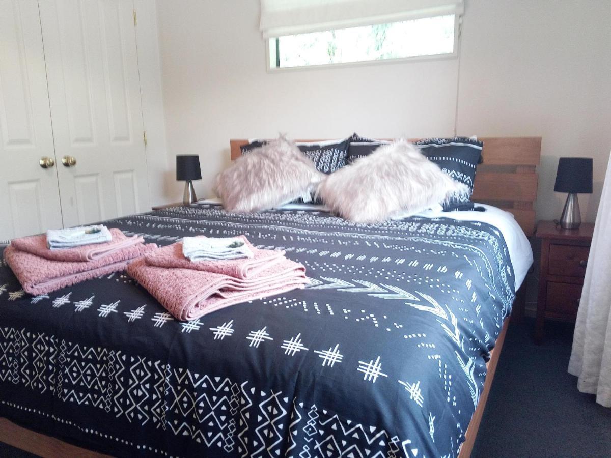 Super Sunny Holiday Home Richmond Luaran gambar