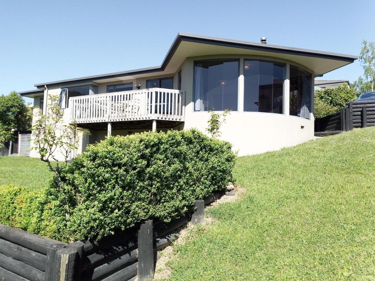 Super Sunny Holiday Home Richmond Luaran gambar